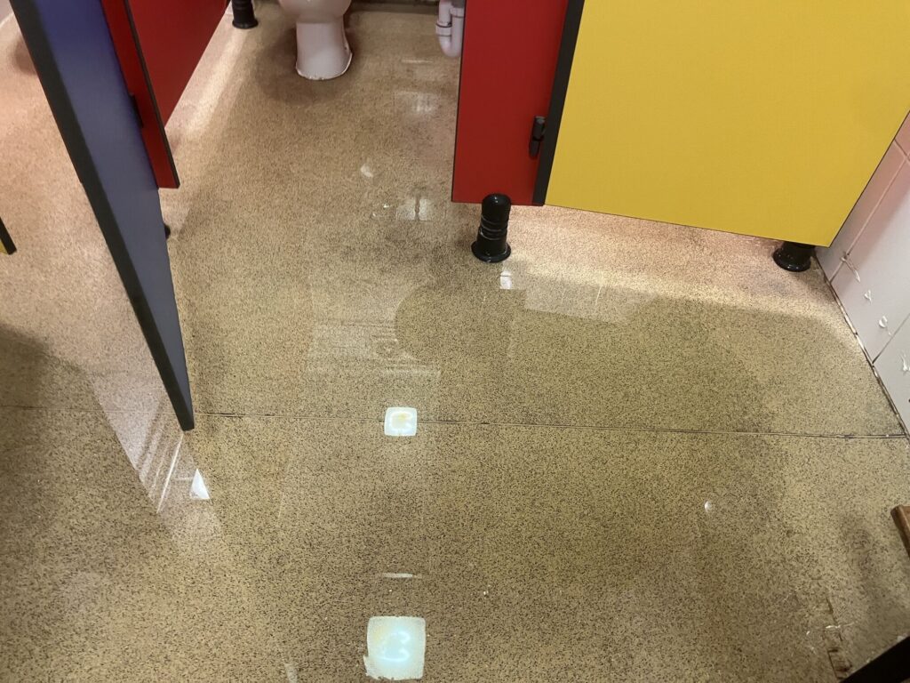 Emergency-Commercial-Drainage-Clearance-001