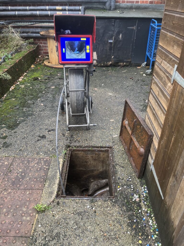 Emergency Commercial Drainage Clearance in Barnet